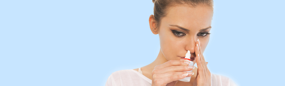 Schnupfen ist wirklich lästig: Ist die Nase zu, fällt das Atmen schwer – und das kann den Betroffenen zum Beispiel vom Einschlafen abhalten. Die Anwendung eines abschwellenden Nasensprays sorgt jetzt dafür, dass man wieder frei durchatmen kann. Aber Achtung: Nasenspray […]